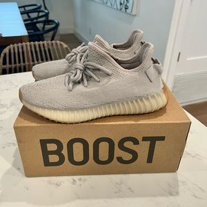 Yeezy Boost 350 v2 Sesame